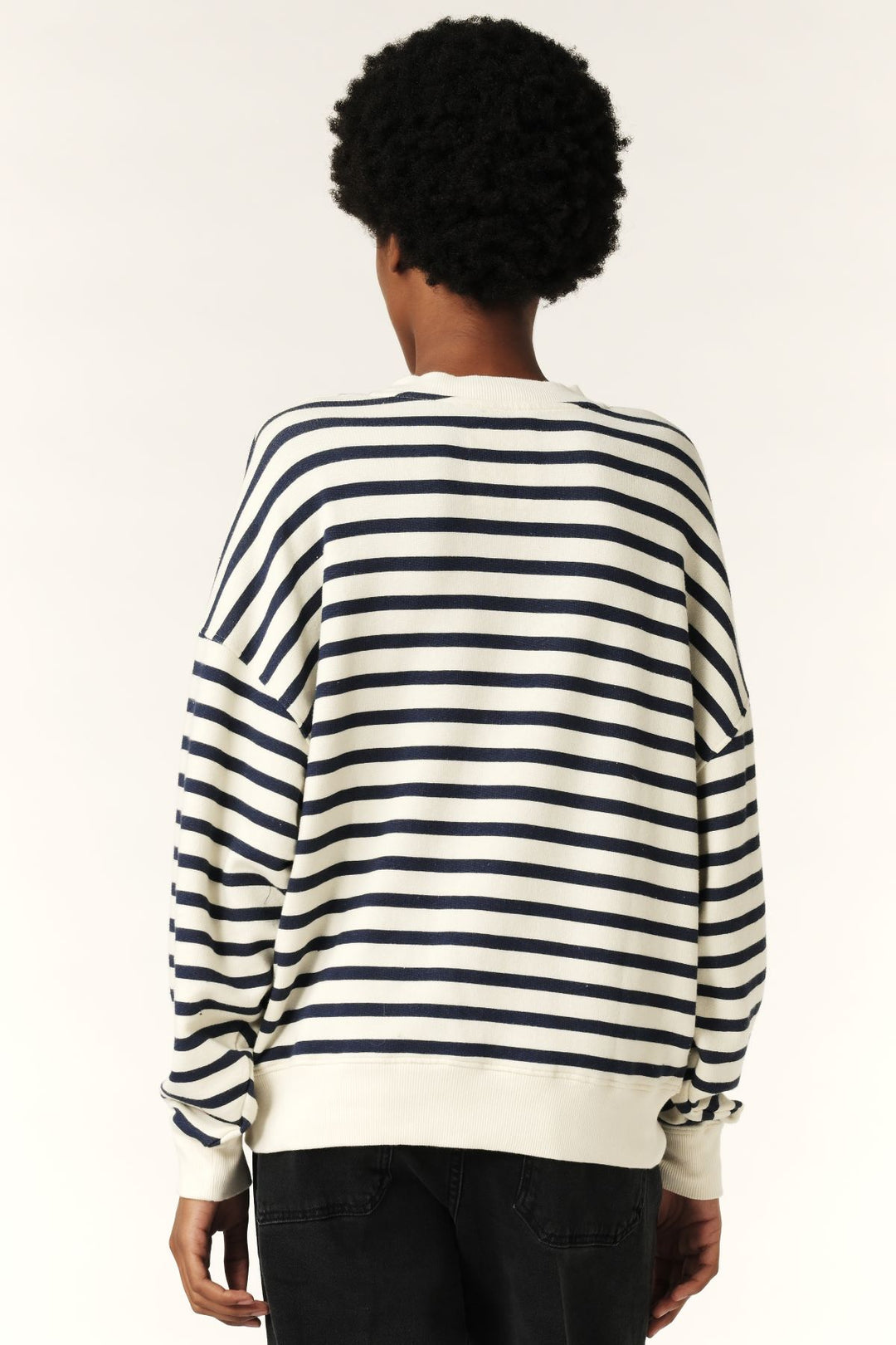 BENJAMIN Sweatshirt (NAVY)