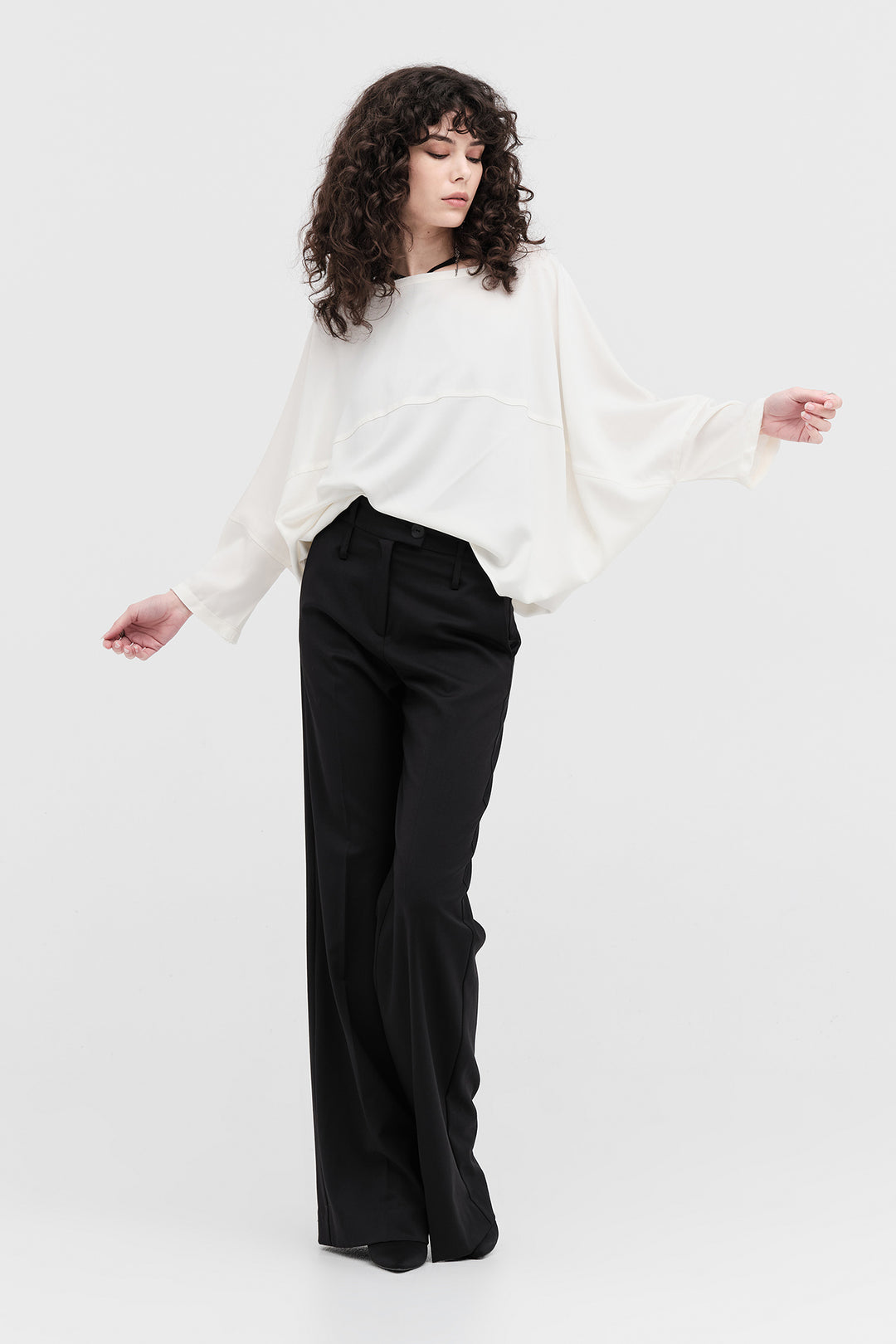 Ellipse Sweater (Ivory)