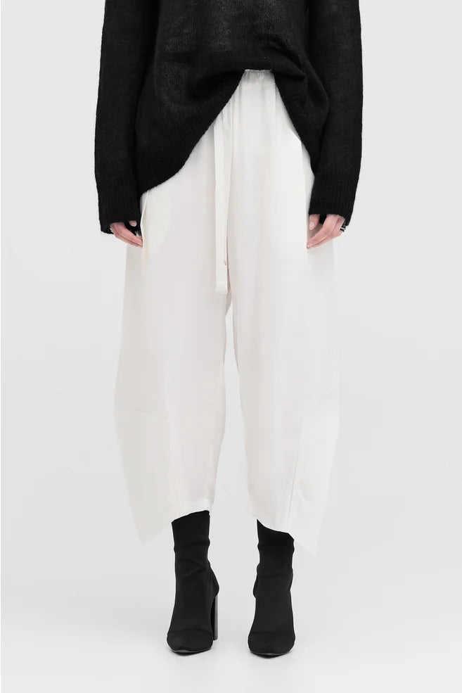 Curve Proceed Pant (Ivory)