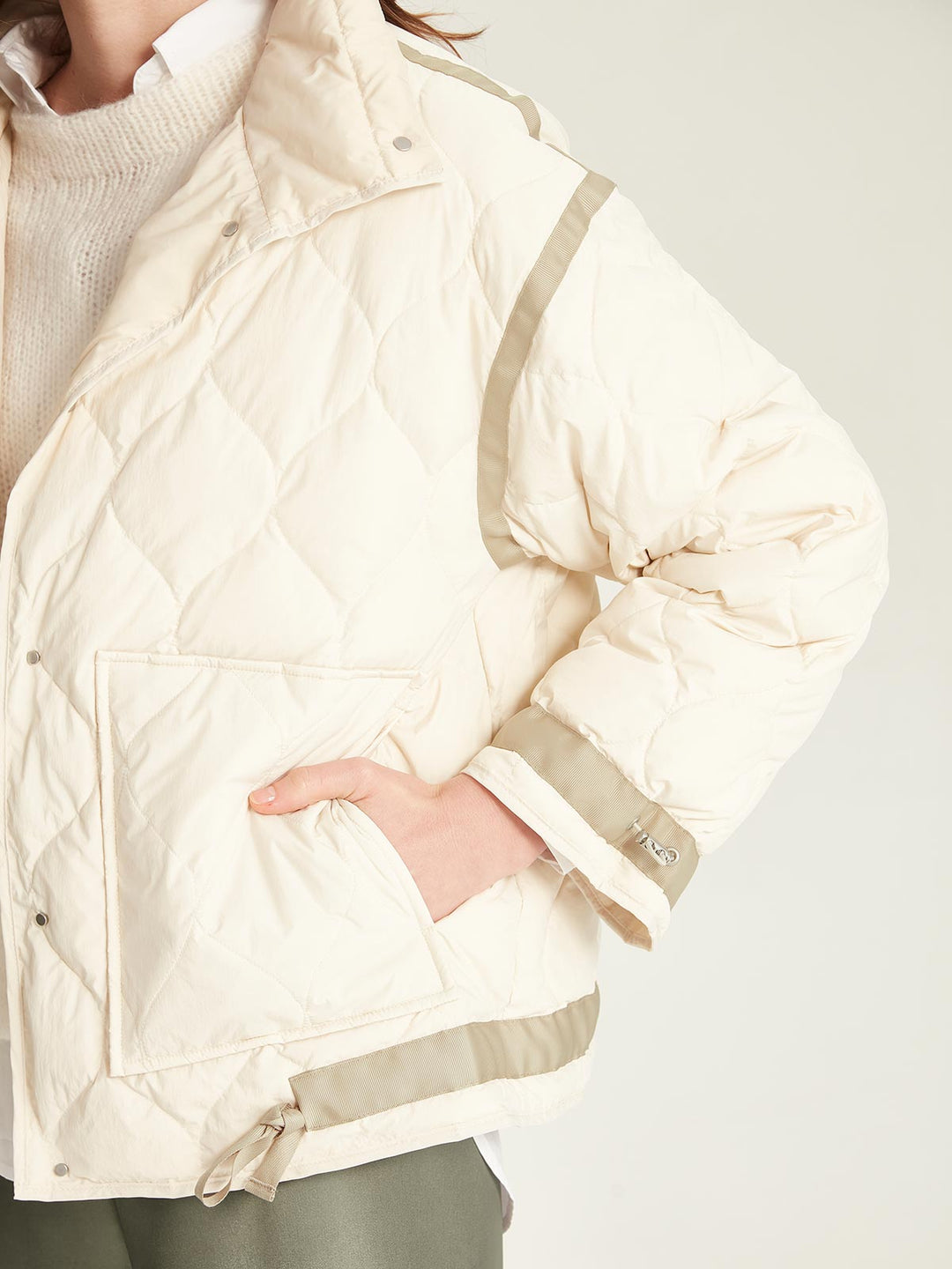 Meribel Reversible Puffer (Chalk)